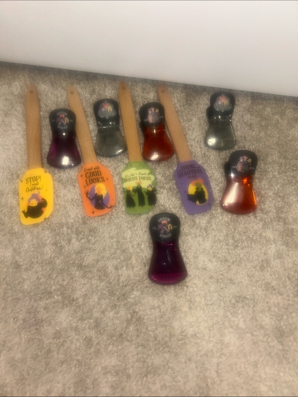 Hocus Pocus Kitchen Spatulas and Chip Clips